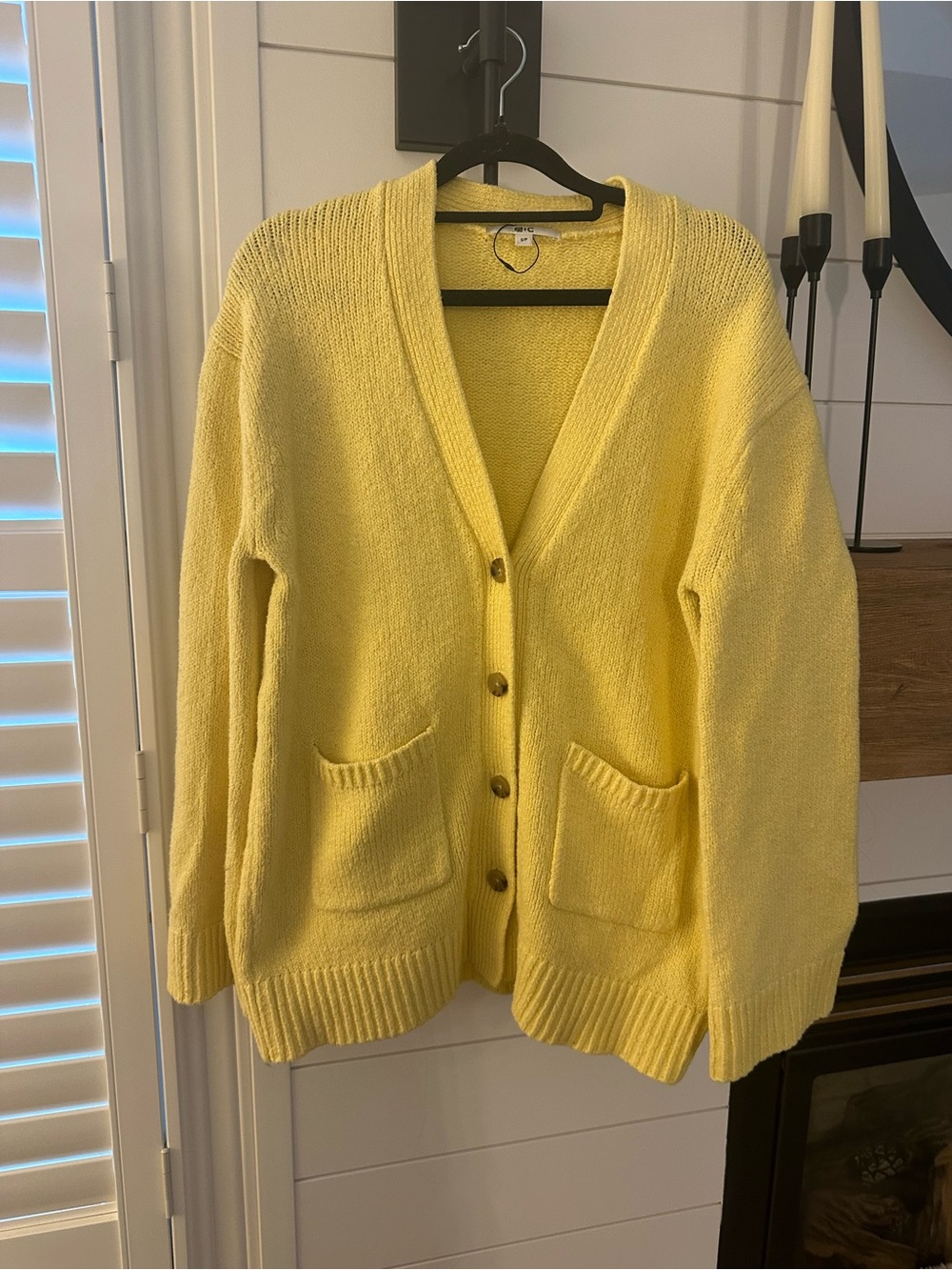 Uniqlo Butter Yellow V-Neck Button Front Cardigan